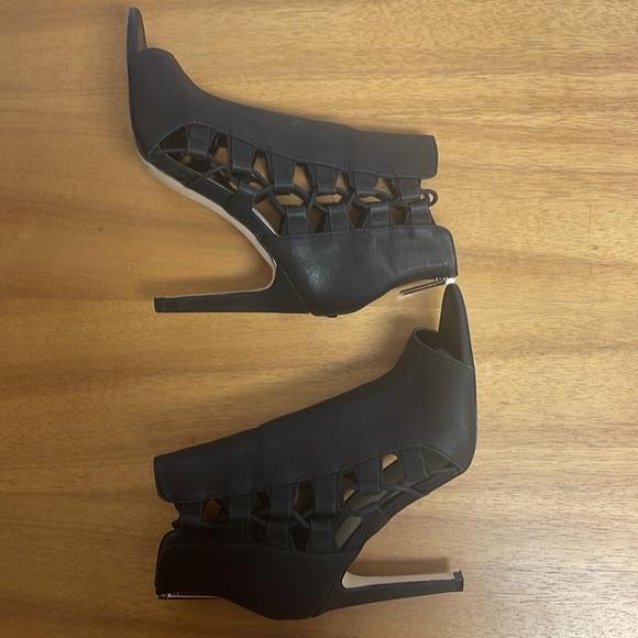 BCBGeneration Heels - Picture 6 of 8